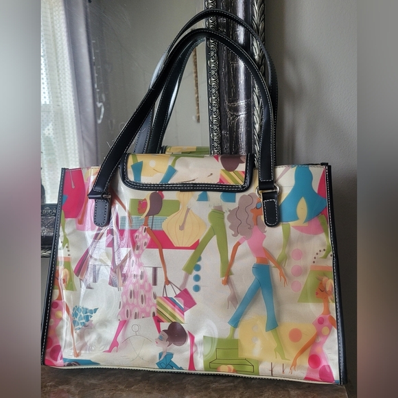 Maxx New York Women's Fashionista Graphic Vinil Shoulders/Tote Bag 15"×10"×5" - Picture 8 of 16